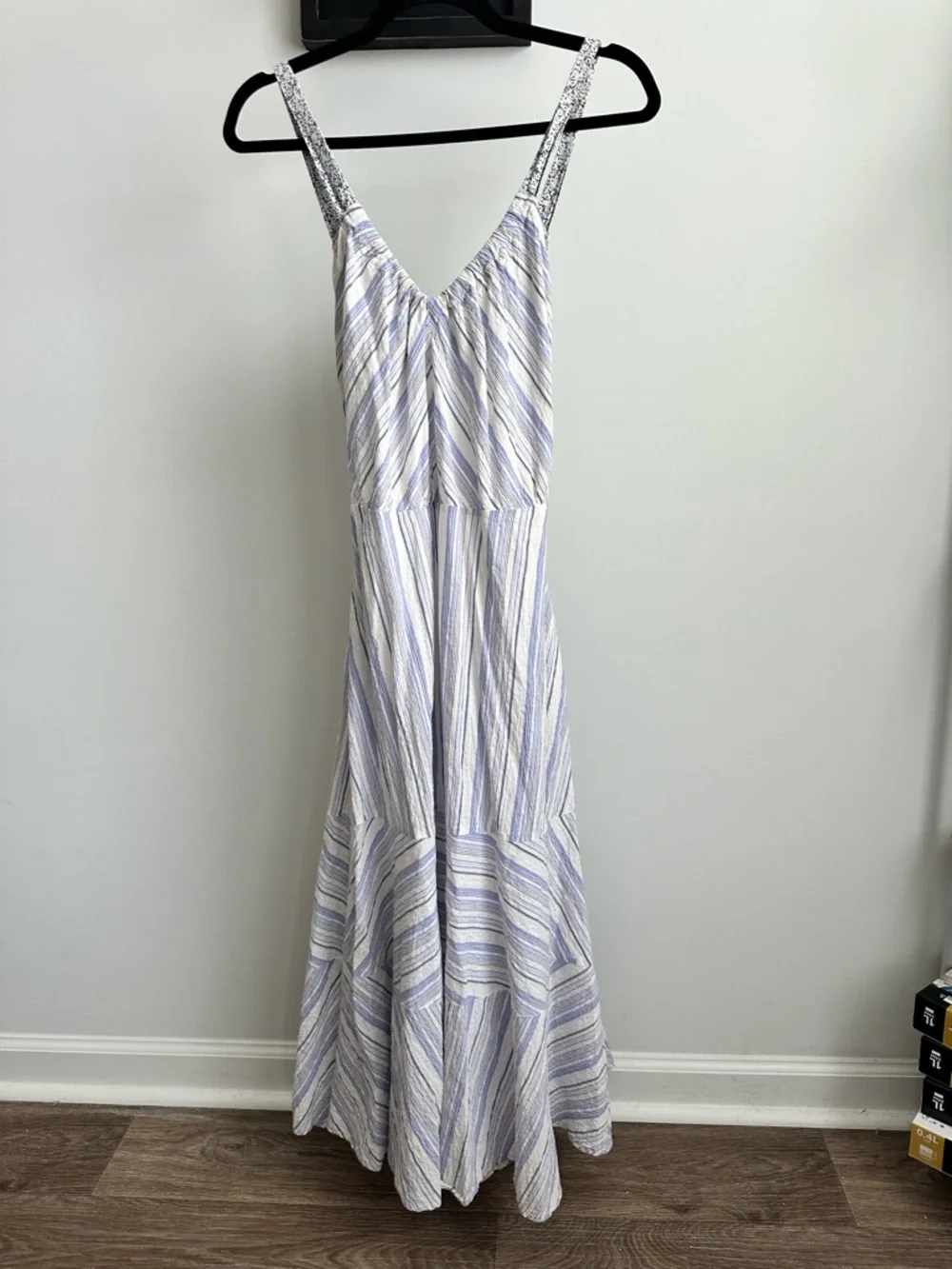 La Vie Rebecca Taylor Blue & White Striped Midi Dress | V-Neck Flowy Sundress - Picture 2 of 16